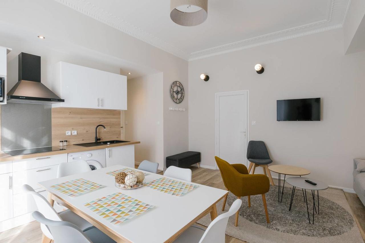 Flat Saint Charles Lägenhet Marseille Exteriör bild