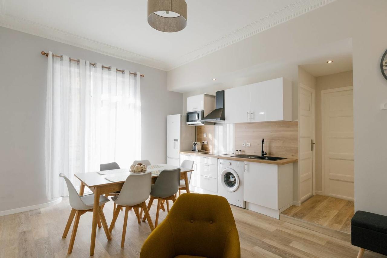 Flat Saint Charles Lägenhet Marseille Exteriör bild